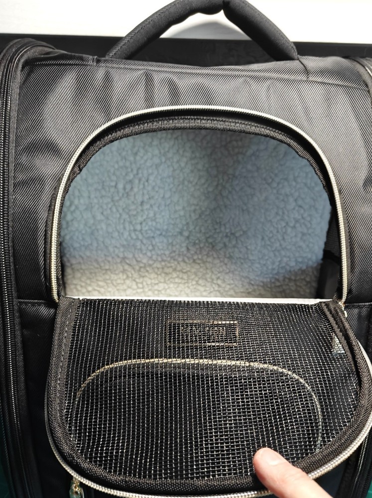 Pet Backpack Kenneth Cole Reaction, NWOT