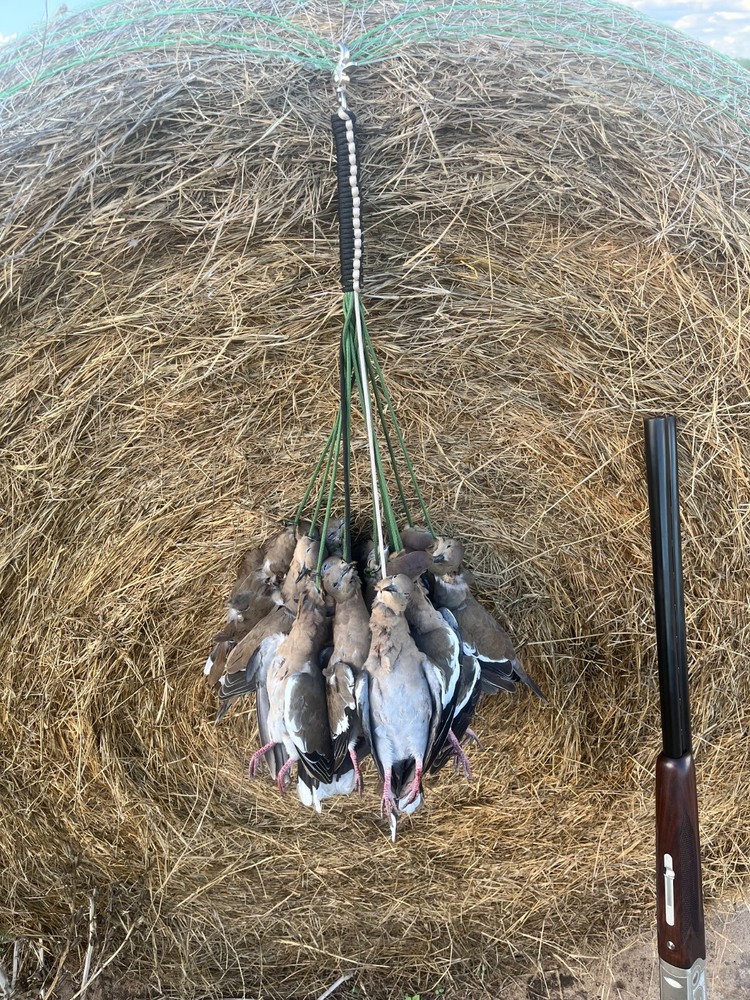 Dove/Bird Lanyards/Stringer/Totes (15 hangers)