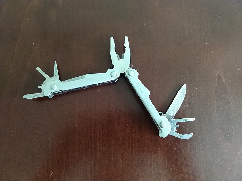 Turner Indiana Supertool 300 Multitool Pliers Screwdriver