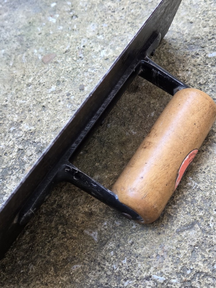 Vintage Tyzack 3 Leg Edging Trowel Float