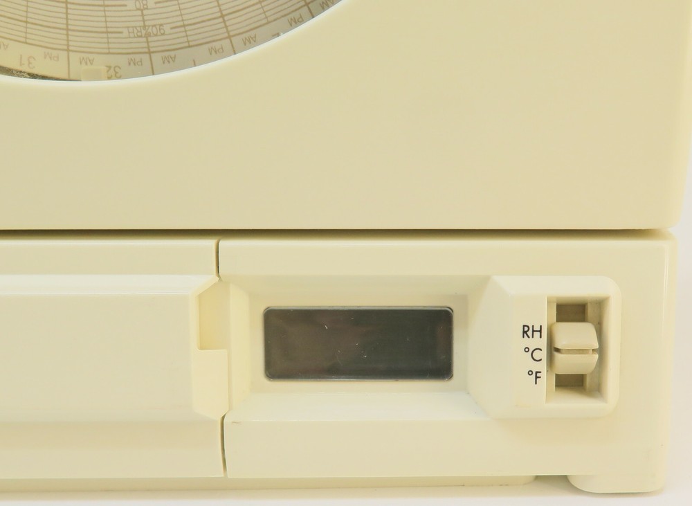 Omega CT485B-110V Chart Recorder