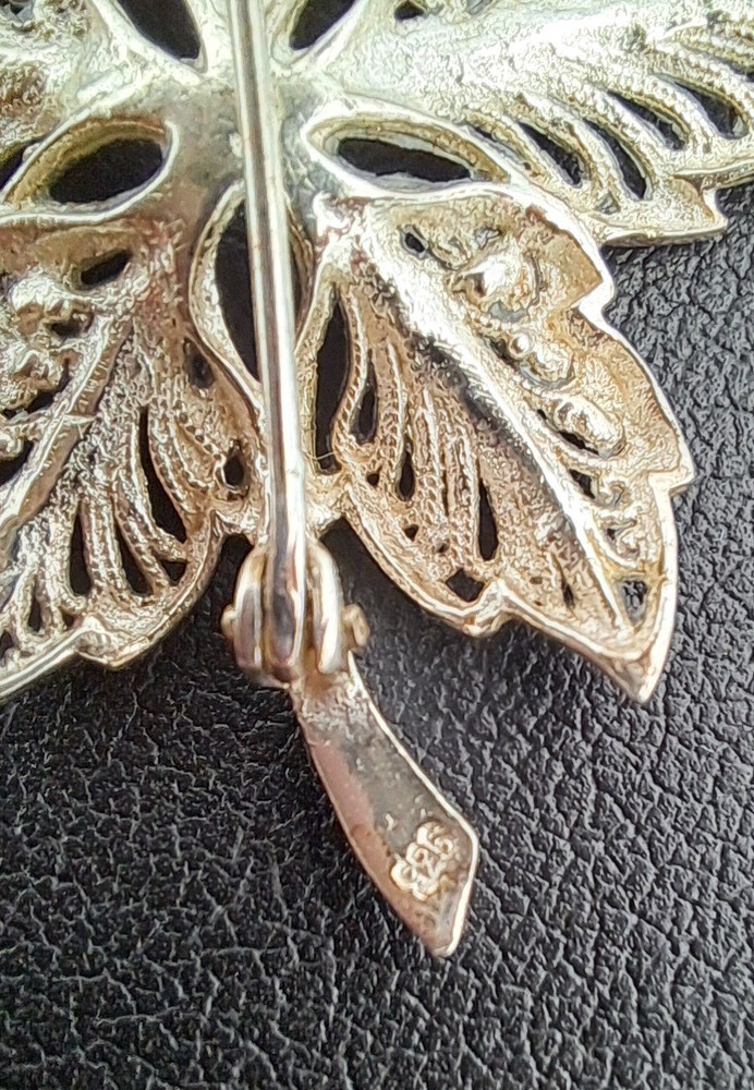 Sterling 925 Silver Filigree Maple Leaf Brooch