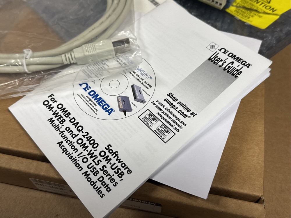 NEW Omega OM-USB-1208FS USB Data Acquisition Module & Software FAST SHIPPING