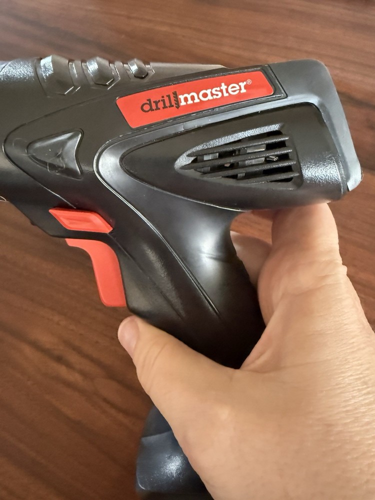 Cordless Drill 18 Volt 3/8" with Keyless Chuck Drill Master 62869