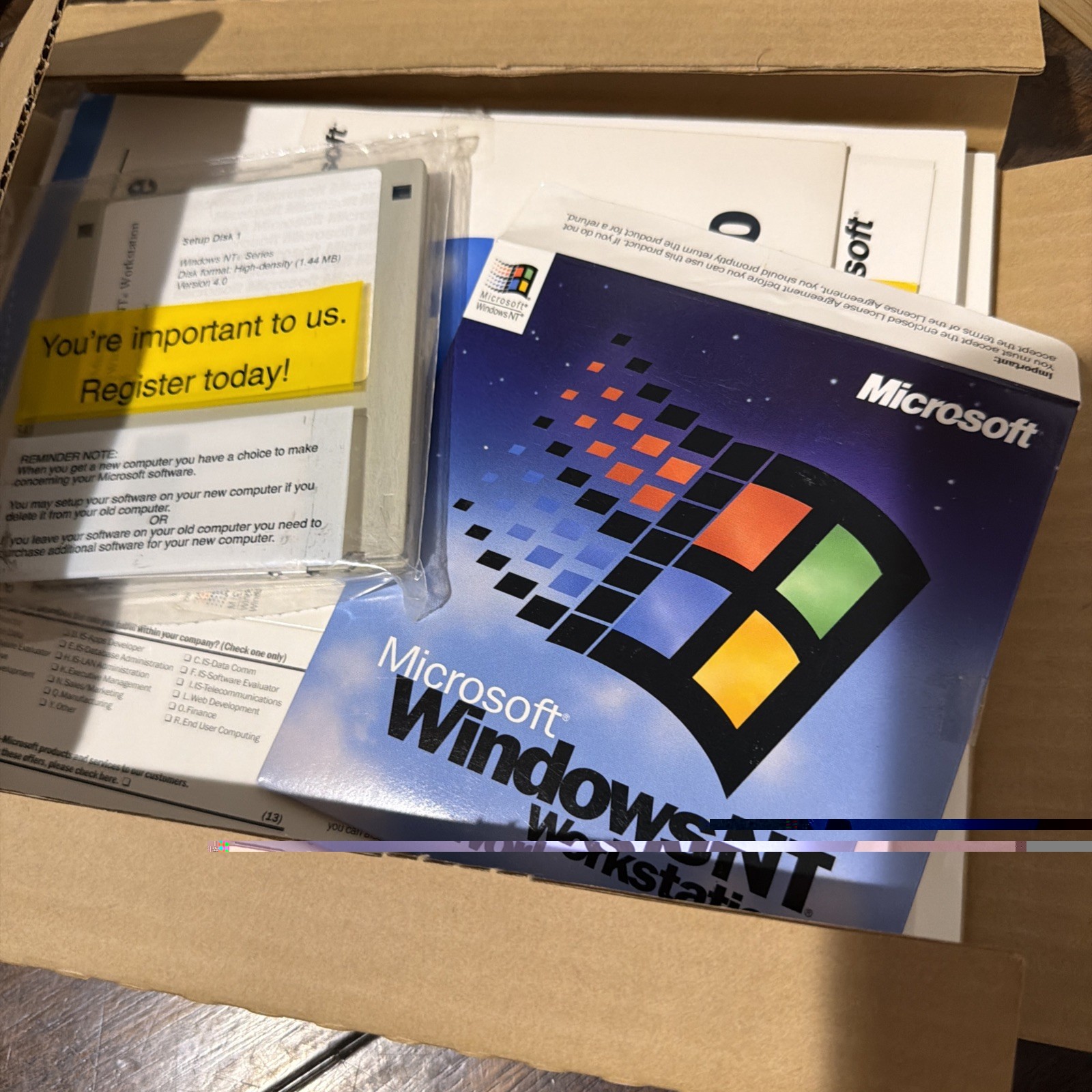 Microsoft Windows NT Workstation 4.0 CD Full Version With Box and Key Vintage 95