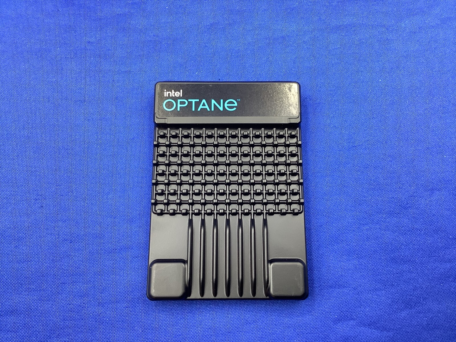 SSDPF21Q016TB01 Intel Optane DC P5800X Series 1.6TB 2.5in PCIe x4, 3D XPoint SSD