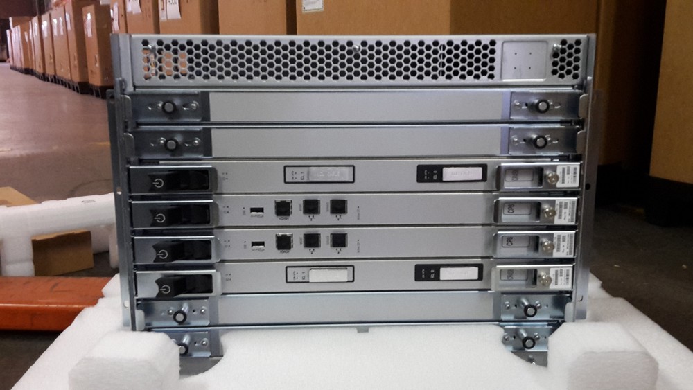 EMC Brocade ED-DCX-4S-B Backbone SAN Switch