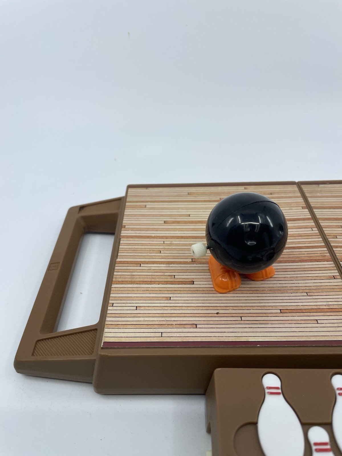 Vintage 1980 Tomy Strolling Bowling Wind Up Game, Ball Is Not Working