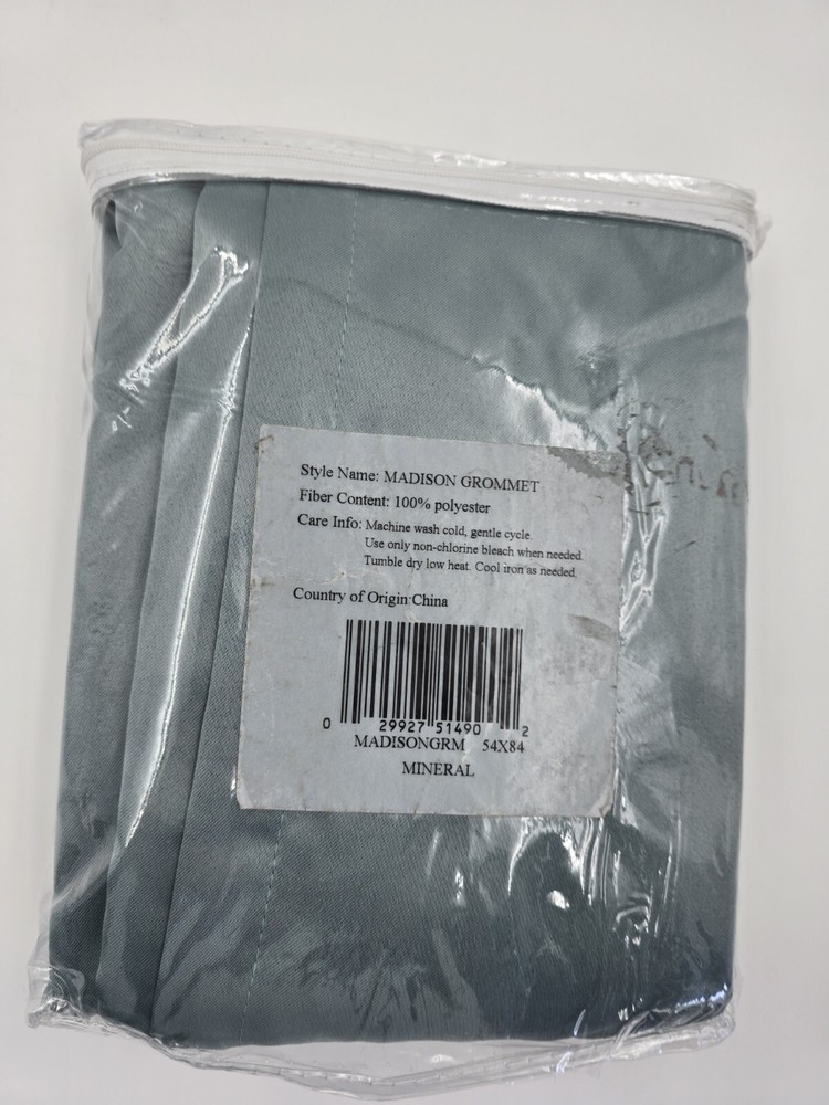 Madison Grommet 100% Polyester Mineral  54 x 84  New