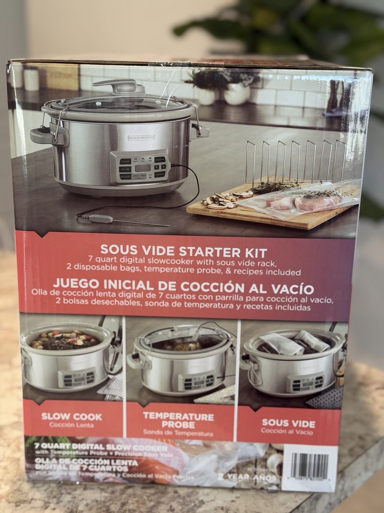 Black & Decker 7-Quart Digital Temperature Probe Slow Cooker (SCD7007SSD).