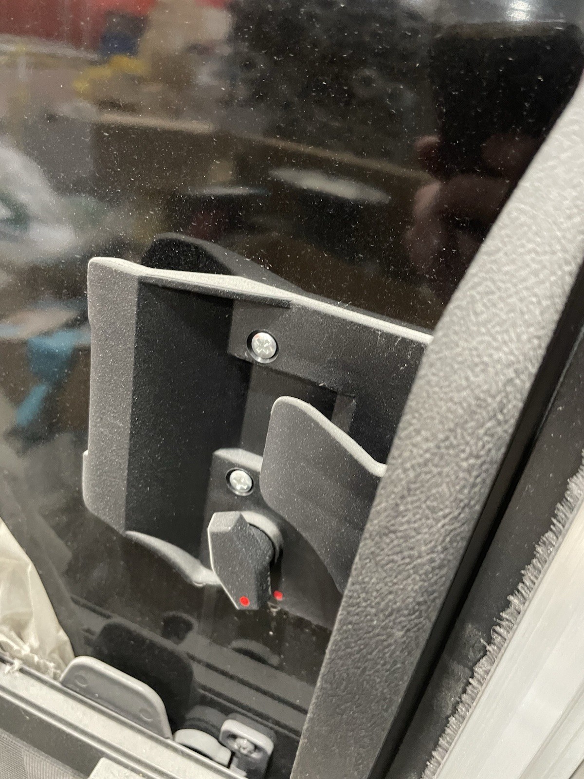 NEW Lippert 950 Series Radius-Corner RV Trailer ENTRY DOOR SCREEN/LATCH 28" x 78