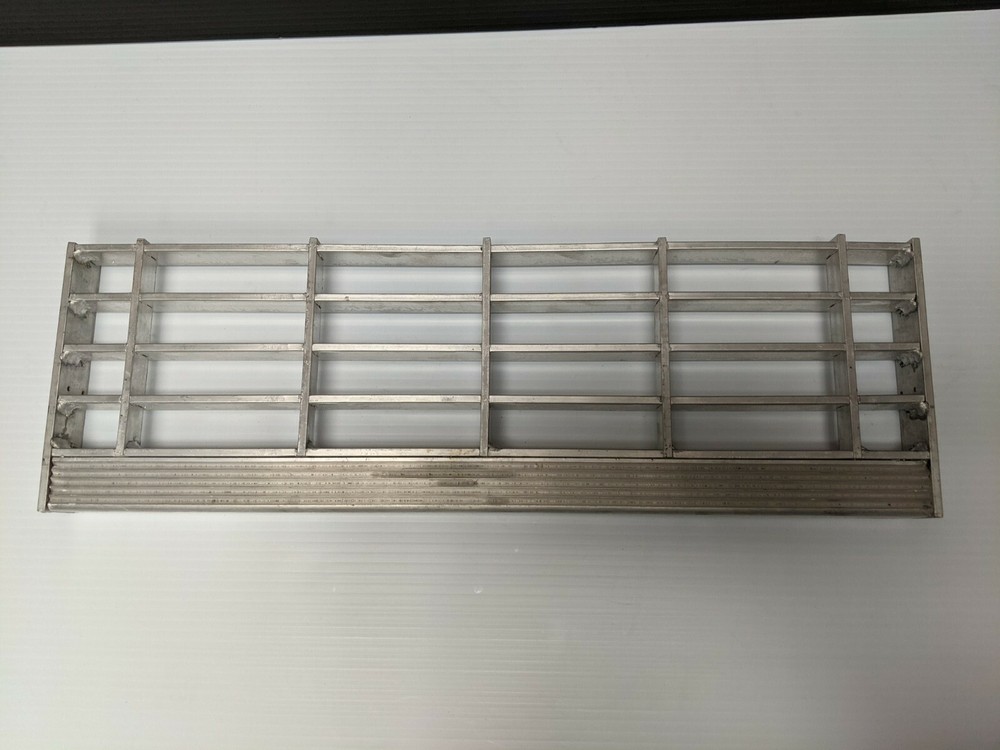 Dynasys APU Front Step New