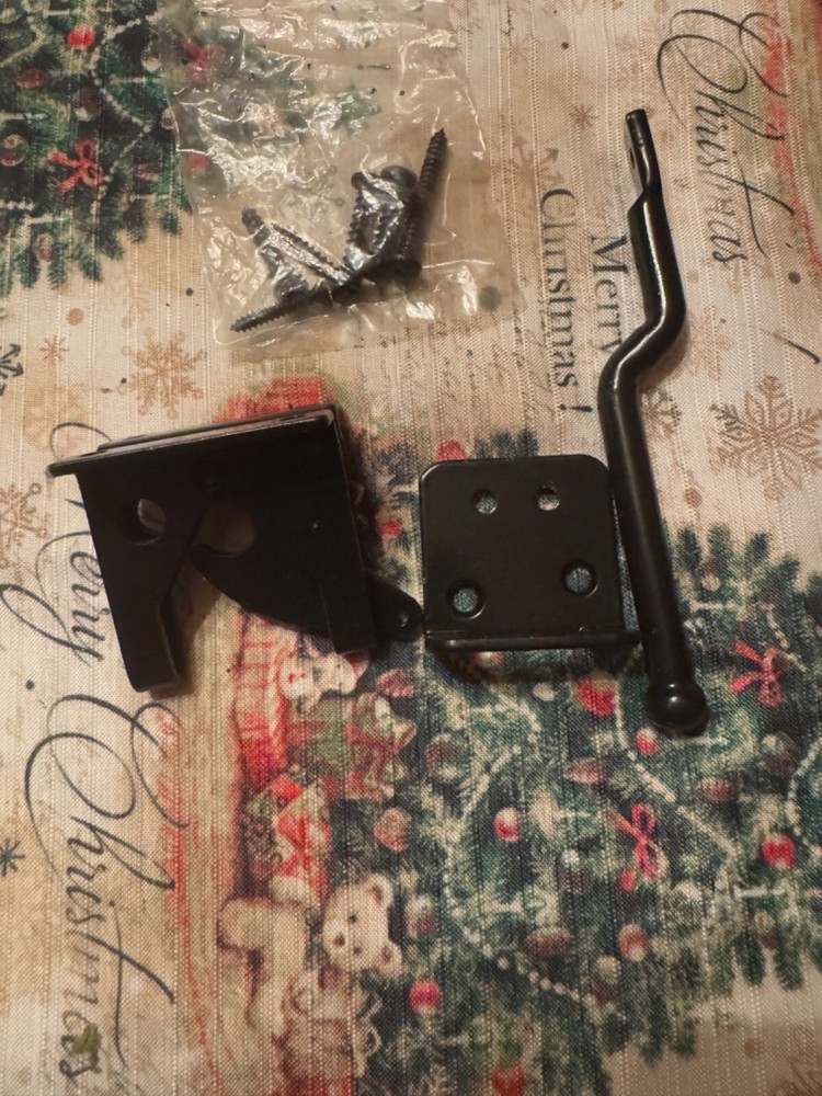 Spring Loaded Gate Latch with Cable and Ring Powder Coated Black New