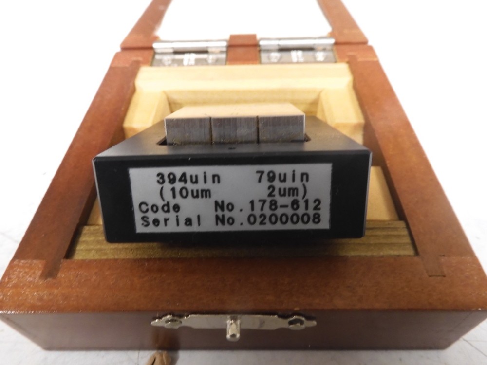 Mitutoyo - model 178-612 - Reference Step Specimen - QF08
