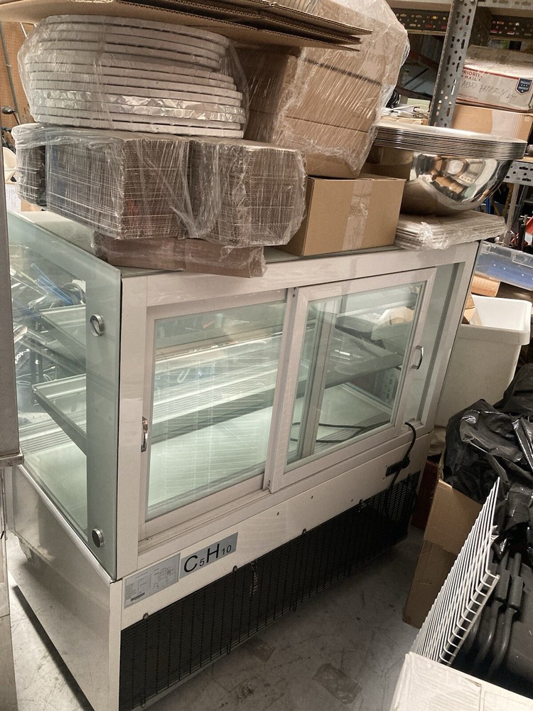 Adventico Commercial Display Case