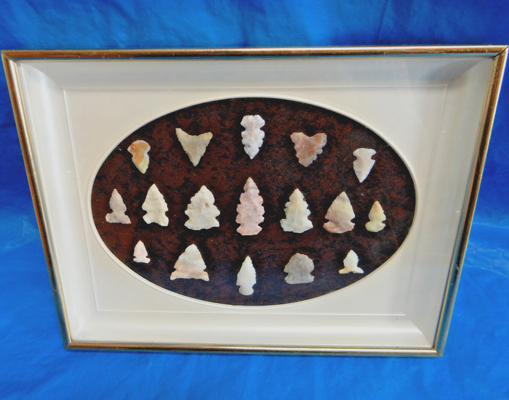 NICE FRAMED ARROWHEAD COLLECTION, 17 SMALL POINTS, UNKNOWN ORIGIN
