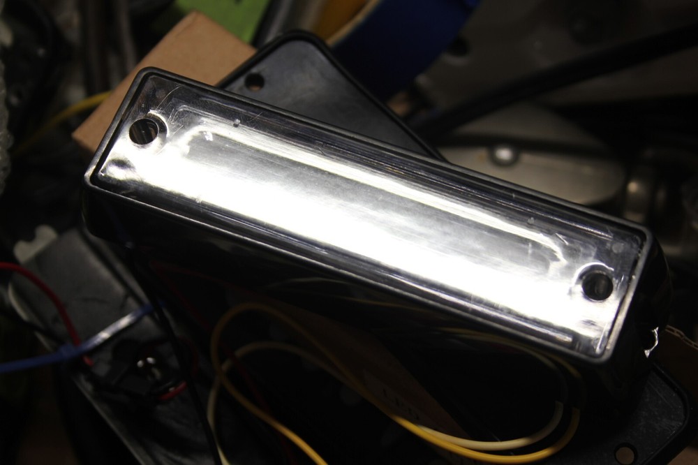 Clear/White Flashing Linz Led Light Pair (2)