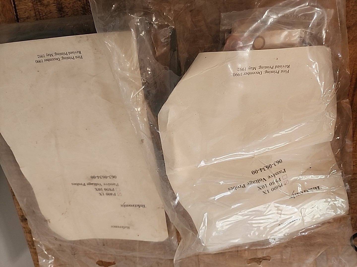 Tektronix Digital Oscilloscope 222A 12V Power Supply Carrying Case NEW Probe Set