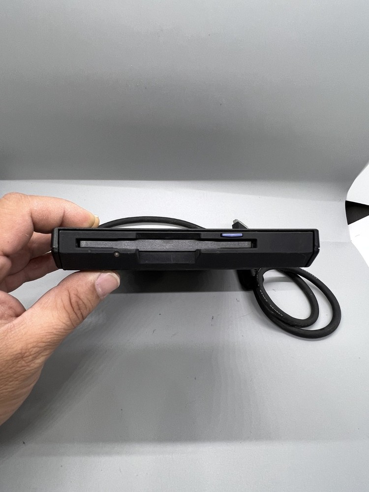 Genuine- IBM ThinkPad External 3.5” 1.44MB Floppy Disk Drive non USB- Untested