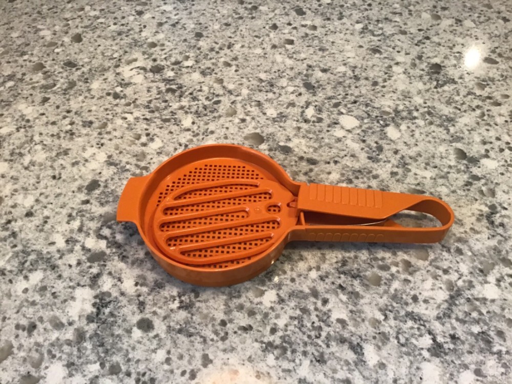 Vintage Tupperware Orange Hand Held Sifter #1689