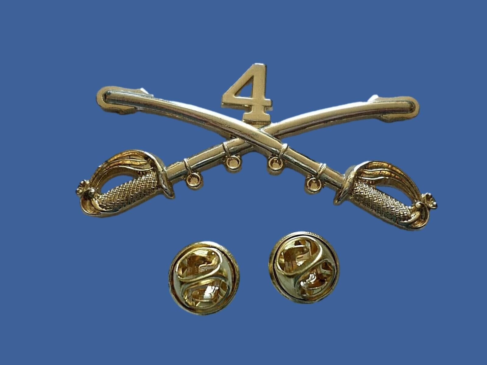 4th CAVALRY SWORDS SABERS  MILITARY HAT PIN  CAVALRY REGIMENT BADGE ROBERT E LEE