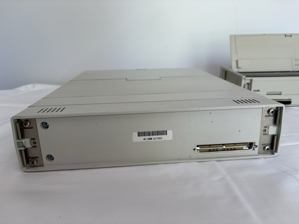 IBM PC 5140 Convertible BUNDLE - Vintage Portable Computer. Powers Up!