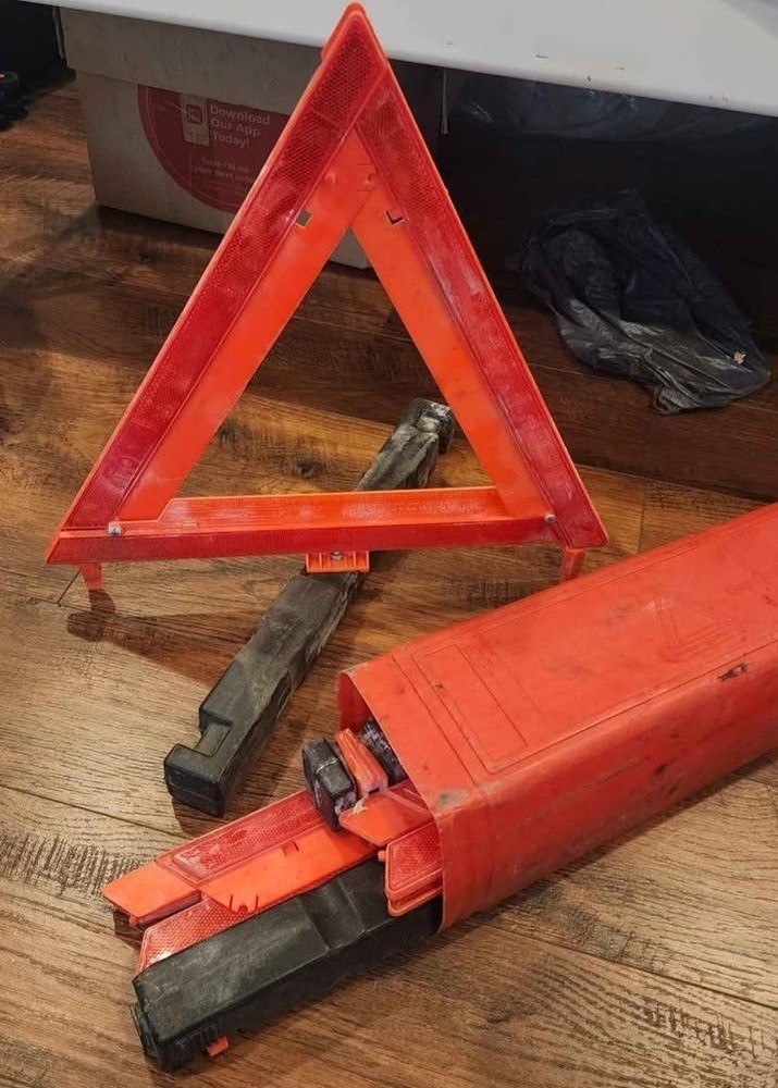 Emergency Warning Triangle DOT Approved Reflective Safety Roadside Kit For Car