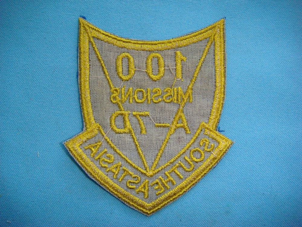 VIETNAM WAR PATCH, USAF BOMBING OPERATIONS 100 MISSIONS A-7D