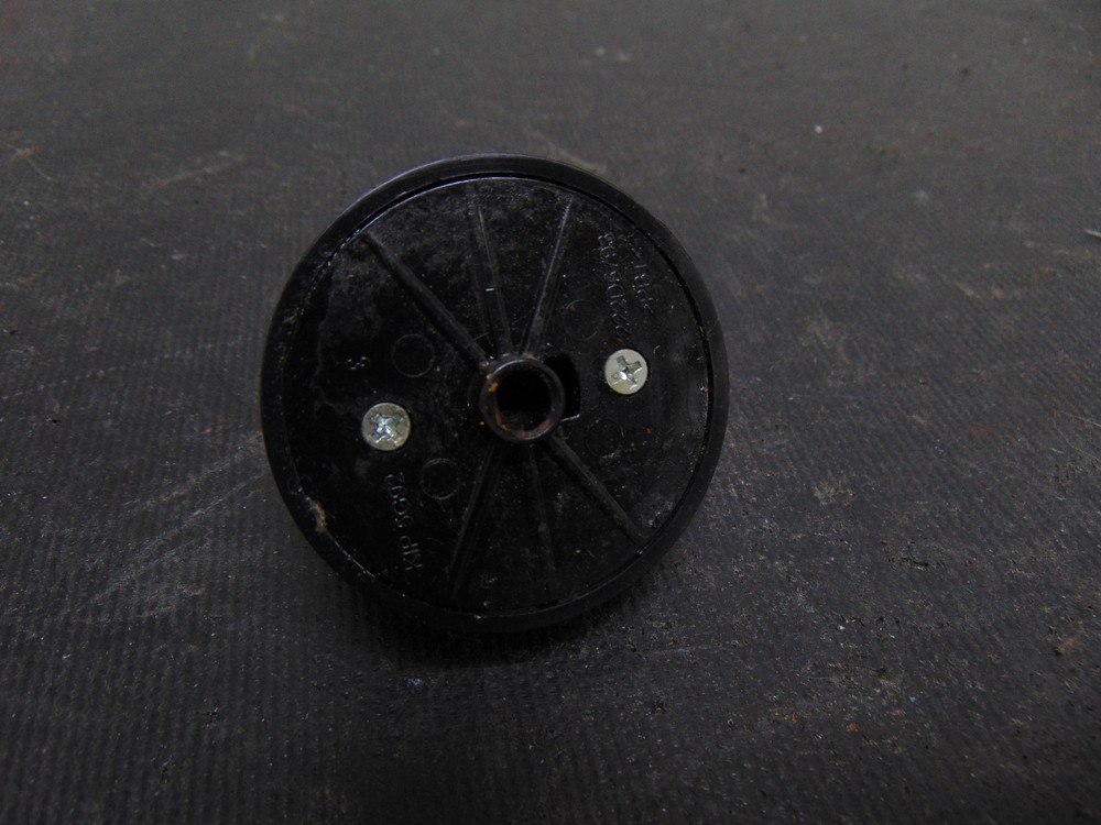 GE Range JGBS66DEK3BB Control Knob WB03X24759