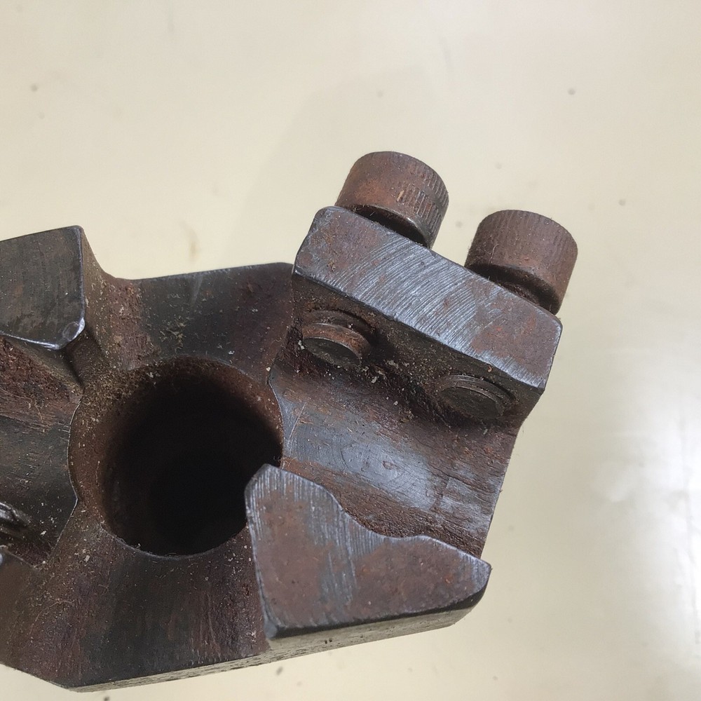 One BROWN & SHARPE TOOL HOLDERS 5/8" SHAANKS #60-100, nice shape