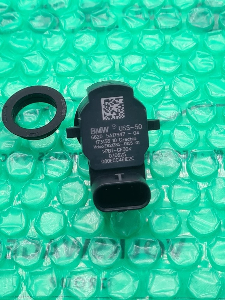 66205A17947 NEW OEM BMW Parking Sensor