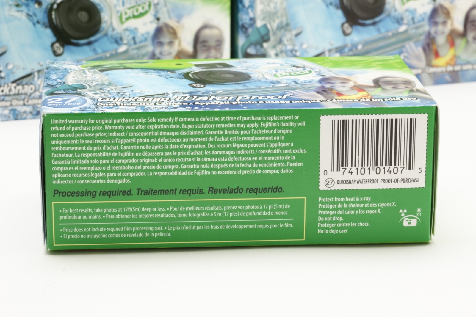 FUJIFILM QuickSnap 800 Waterproof 35mm One-Time-Use Disposable Camera #33210