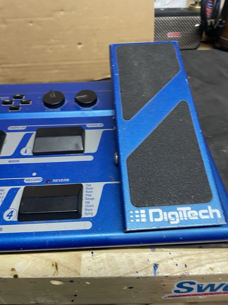 Rp 7 Floor Model Effx System Loaded