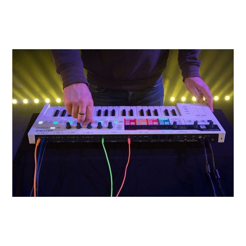 Arturia KeyStep Pro 37-Key ControllerSequencer USBMIDICV Keyboard Controller