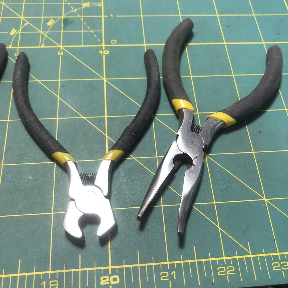 Vintage 4 Piece Pliers Cutters Tool Set 9JD Spring Tools