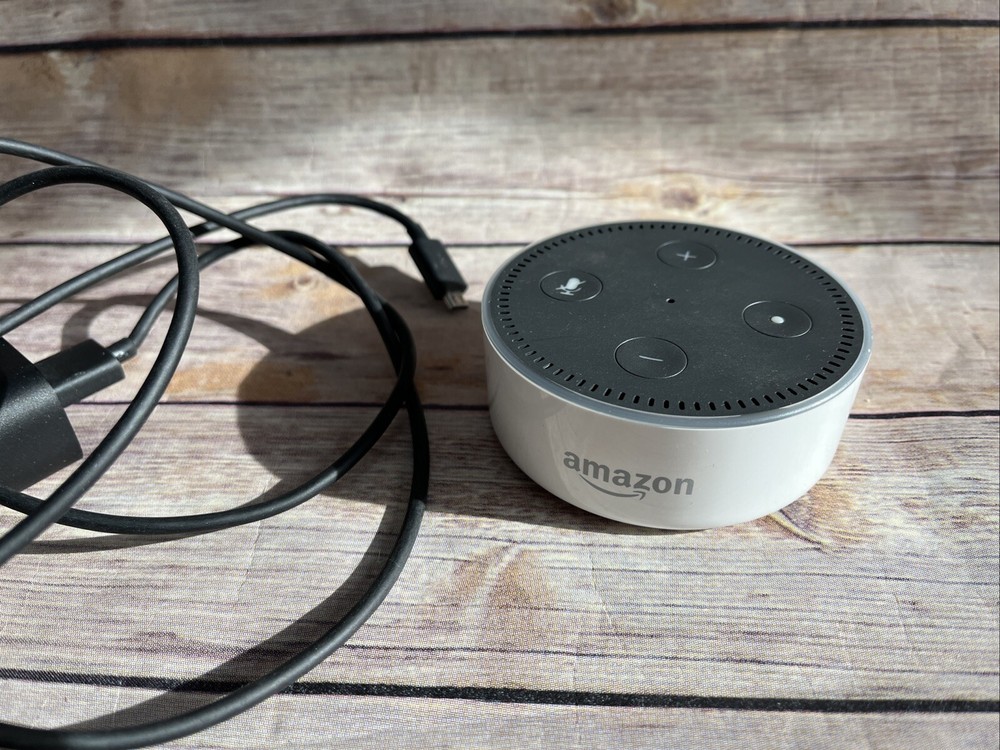 Amazon Echo Dot 2nd Generation RS03QR White Smart Speaker With Alexa Wireless