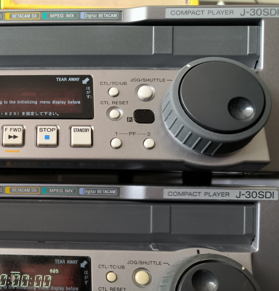 Sony J-30SDI Multi format player-- OP manual