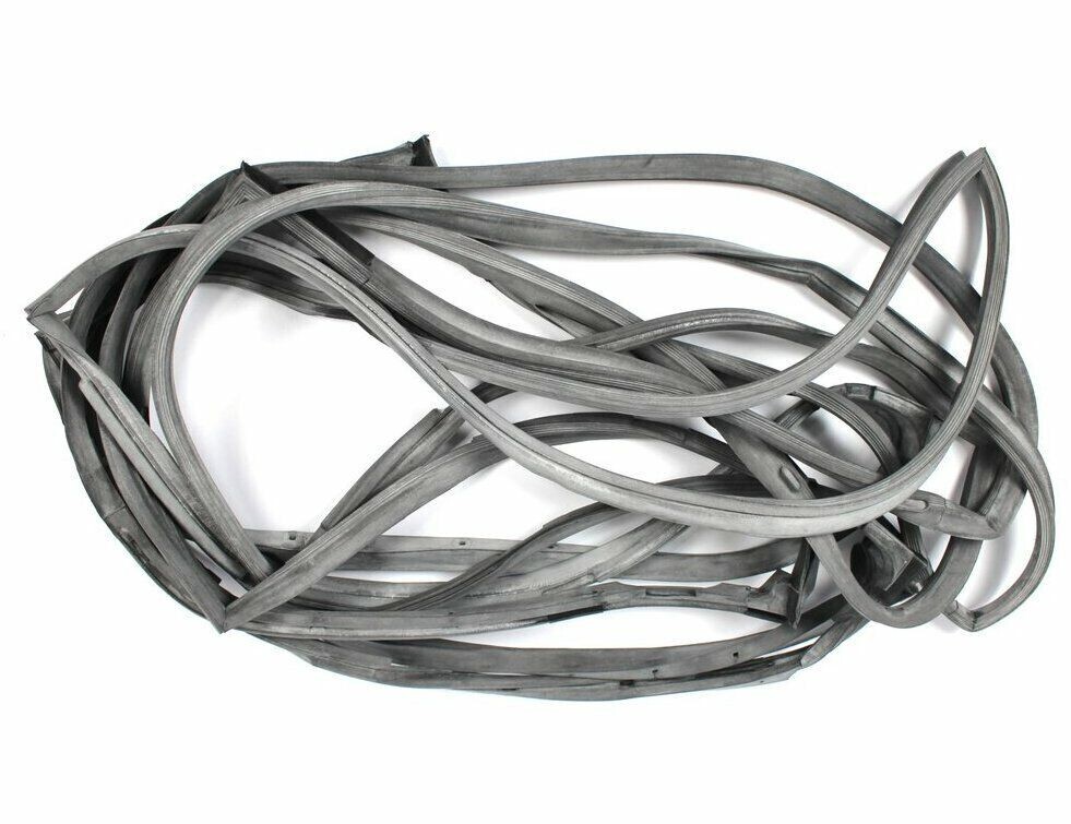 Door Seals Weatherstrip Seal For Mercedes Benz W123 TD WAGOON ESTATE 300TD