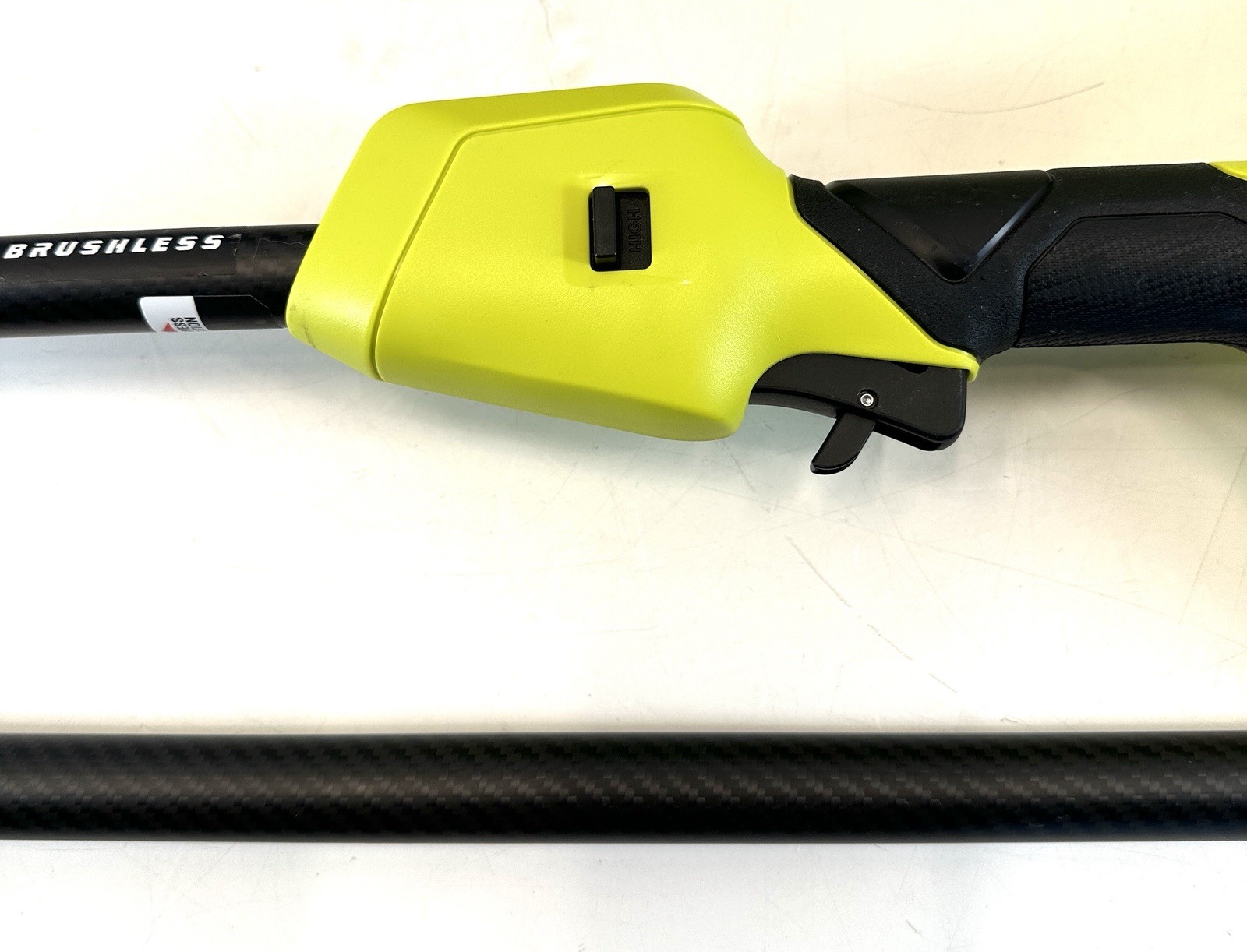 Ryobi 40V HP 650 CFM Blower & 16 in String Trimmer W/ 6 Ah Battery RY40HPCK201K