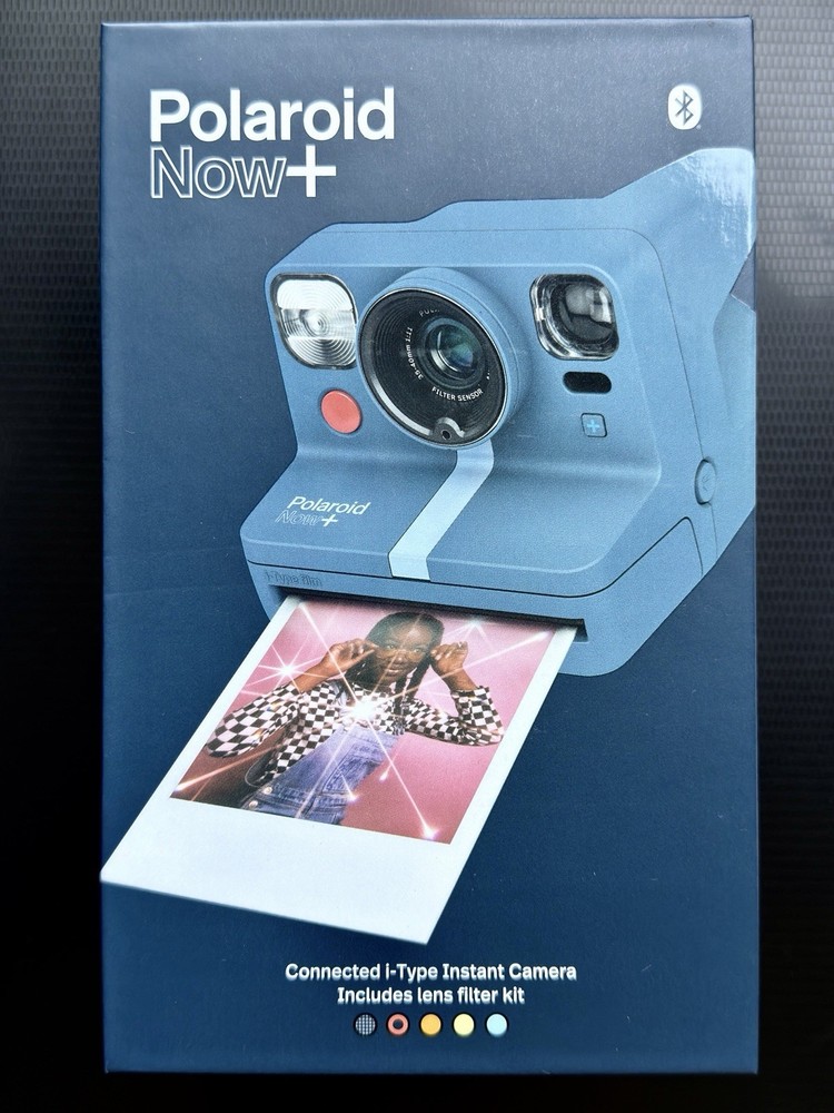 Polaroid Now + Camera