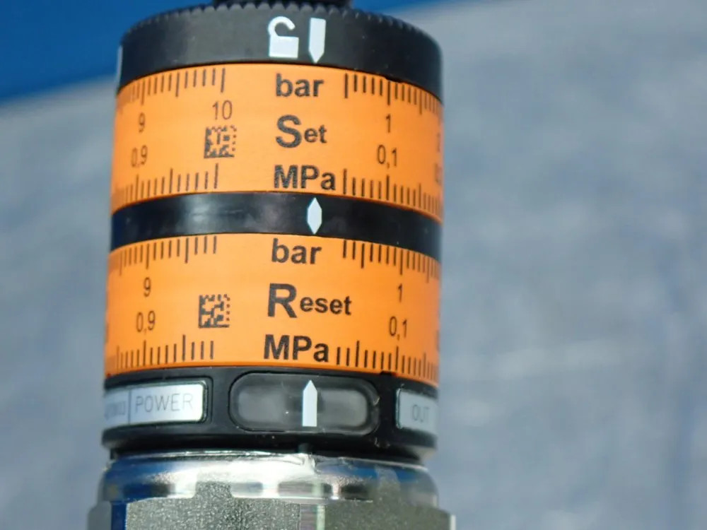 IFM PRESSURE SWITCH PK-010-RFP14-HCPKG/US/