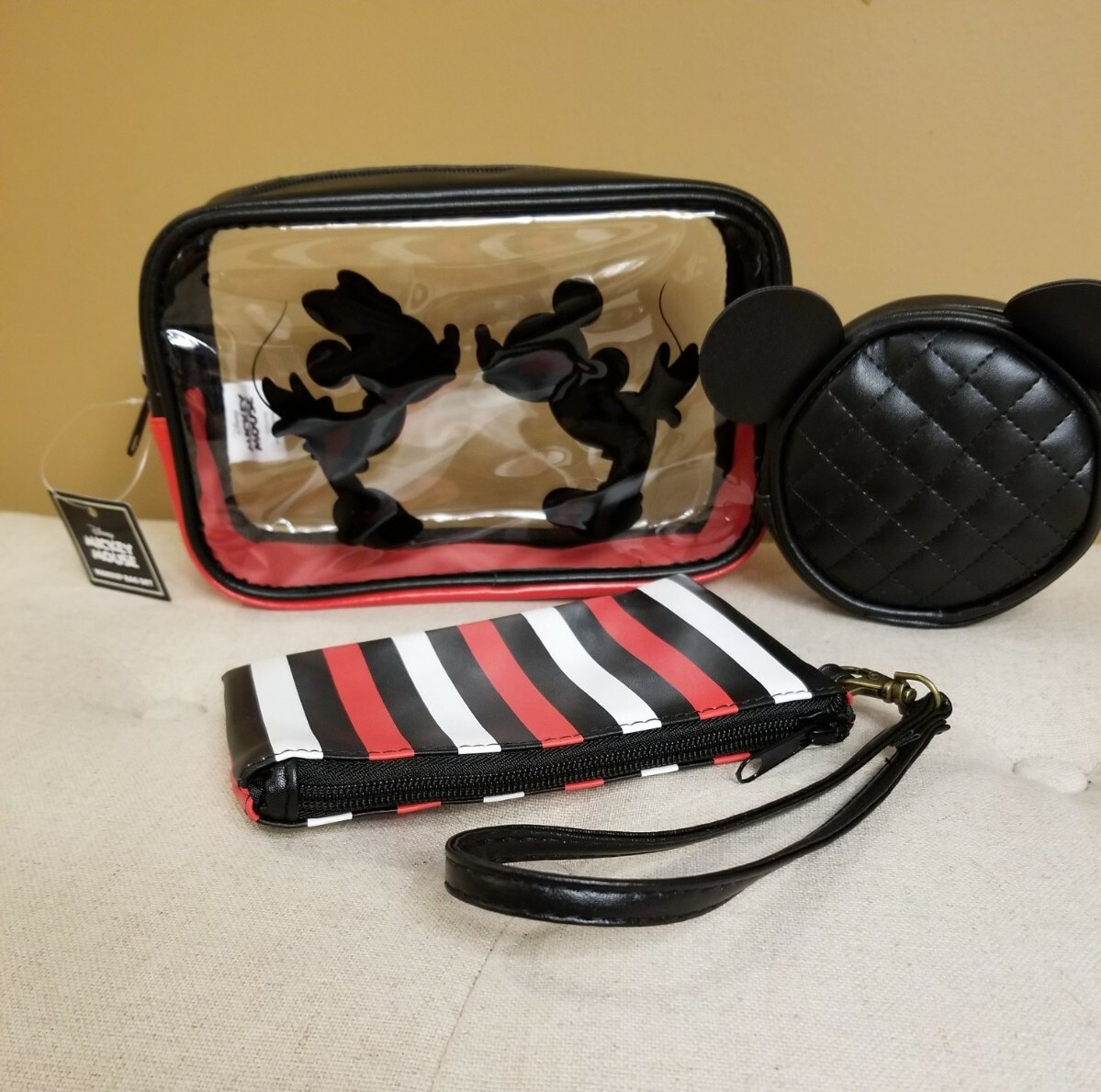 Disney Mickey Minnie Mouse Silhouette Kissing Cosmetic Makeup Bag Set NEW