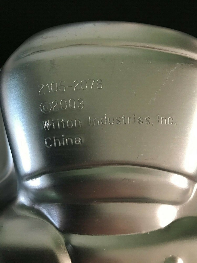 Train Cake Pan 2003 Wilton 2105-2076