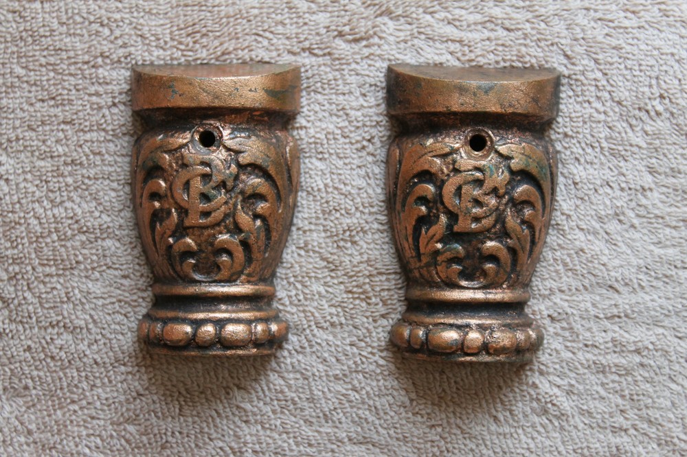 2 CAIL-O-SCOPE COVER CAP FINIALS 