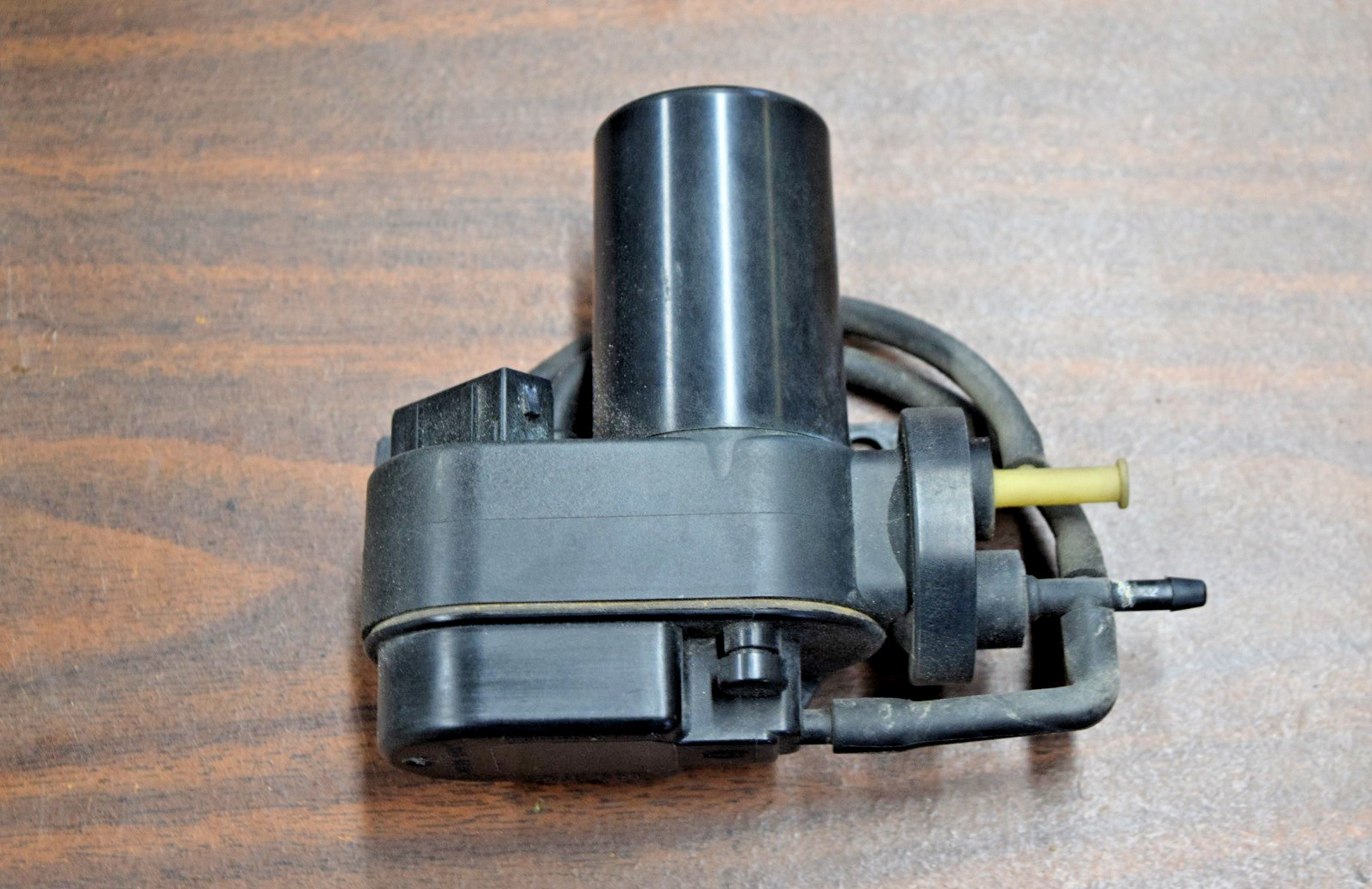 Land Rover Discovery 2 1999-2004 OEM Cruise Control Vacuum Pump SCC100030L