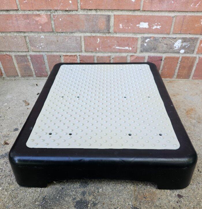 One Step Stool Riser Elderly Toddler Non Skid #2