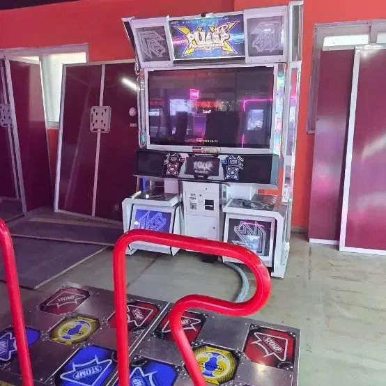 Pump Arcade Pump Game, Double X Pump, Lightly Used