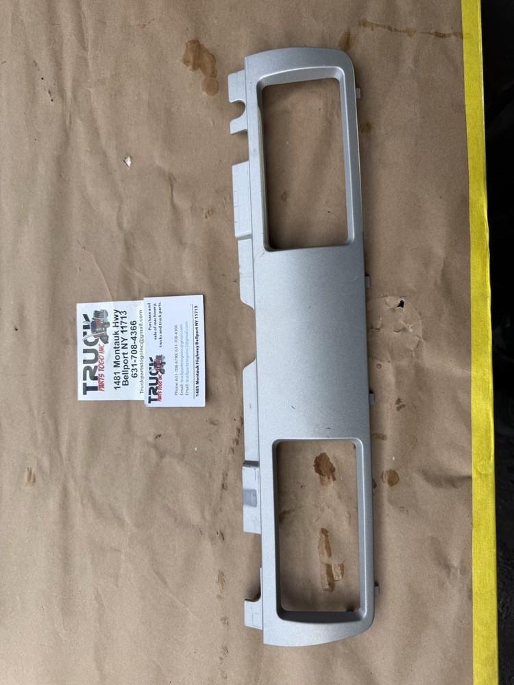 PACCAR KENWORTH DASH PANEL S18 1046