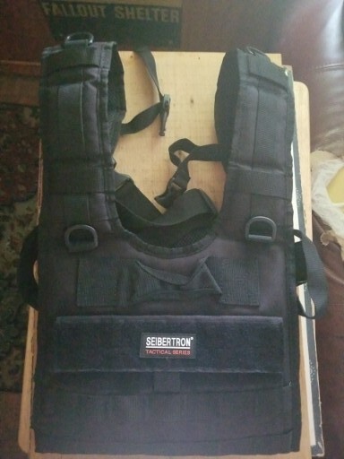 Seibertron Tactical Series Vest Adjustable Wrap. Hydration Carrier Pack.