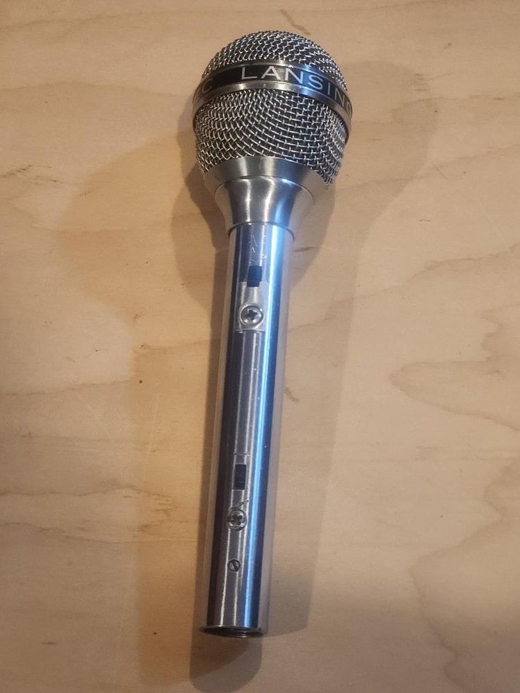 VINTAGE ALTEC LANSING MICROPHONE MODEL 650B (TESTED)